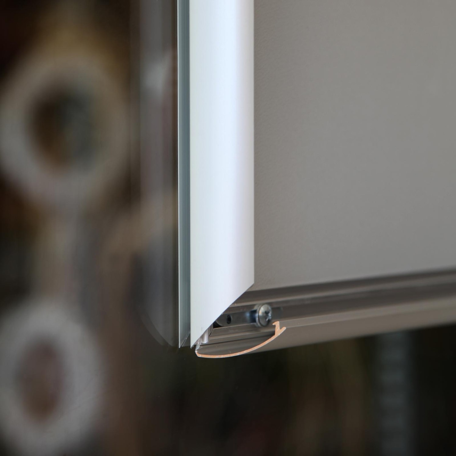 2. Foto Fenster Klapprahmen Plakatrahmen beidseitig Rahmen Alu 25 mm silber (Größe: 500 x 700 mm)